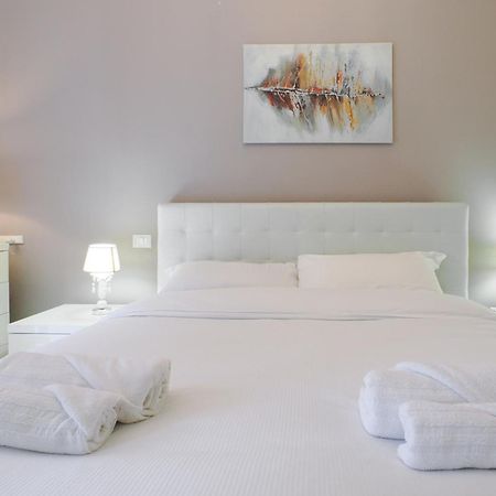 Primopiano - Zumbini B Apartment Милано Екстериор снимка