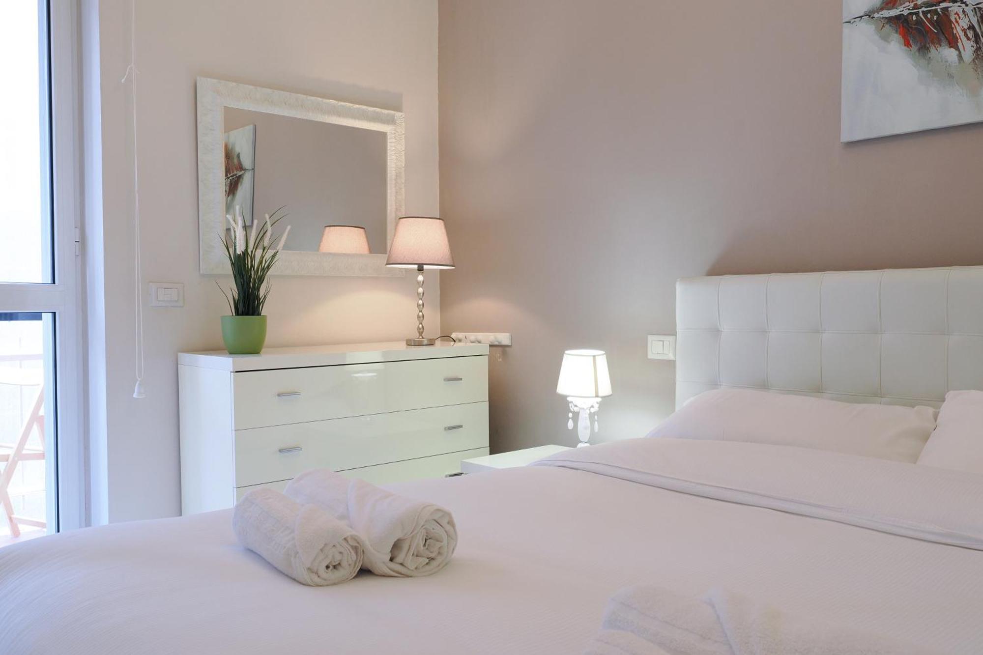 Primopiano - Zumbini B Apartment Милано Екстериор снимка