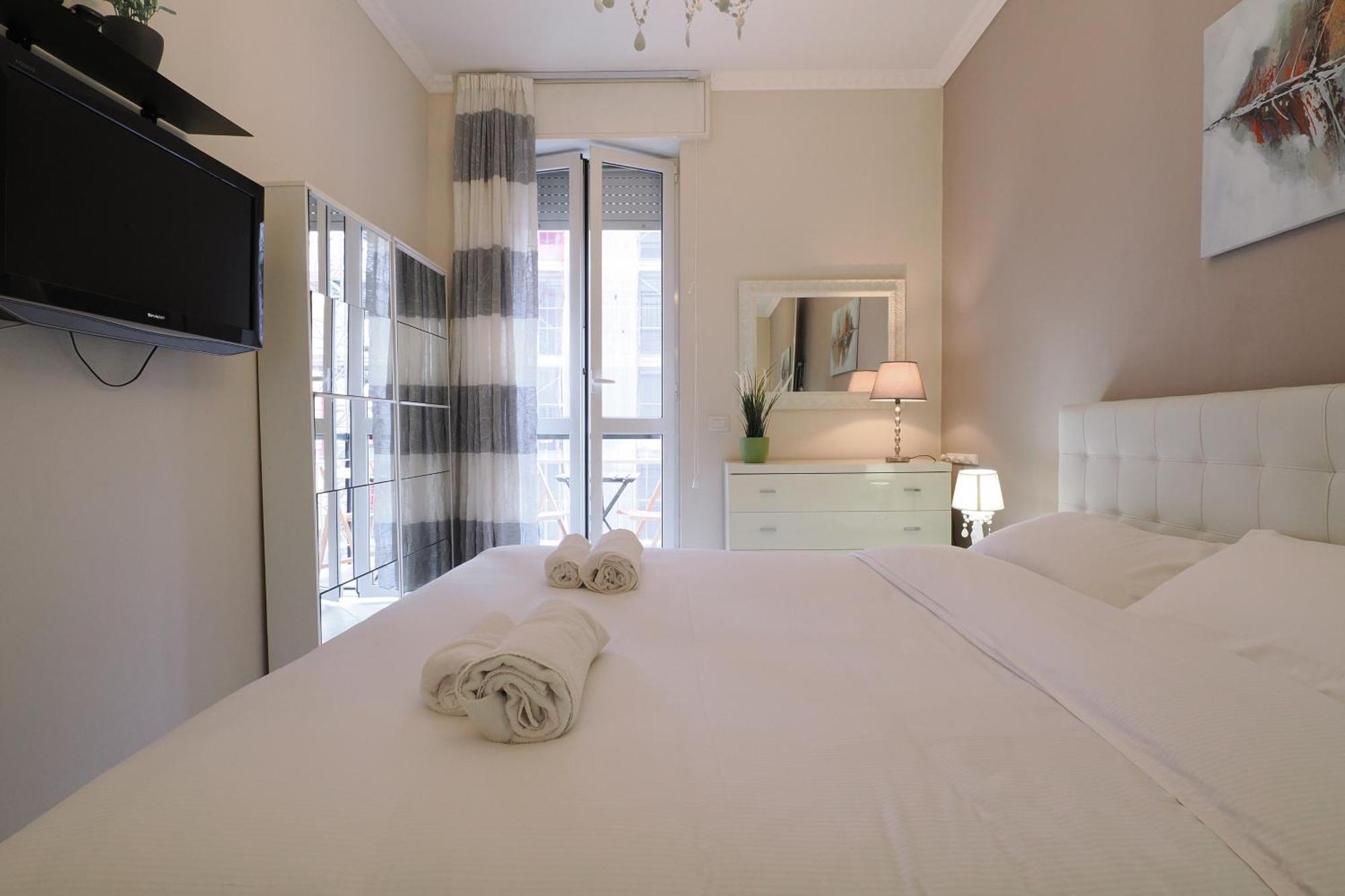 Primopiano - Zumbini B Apartment Милано Екстериор снимка