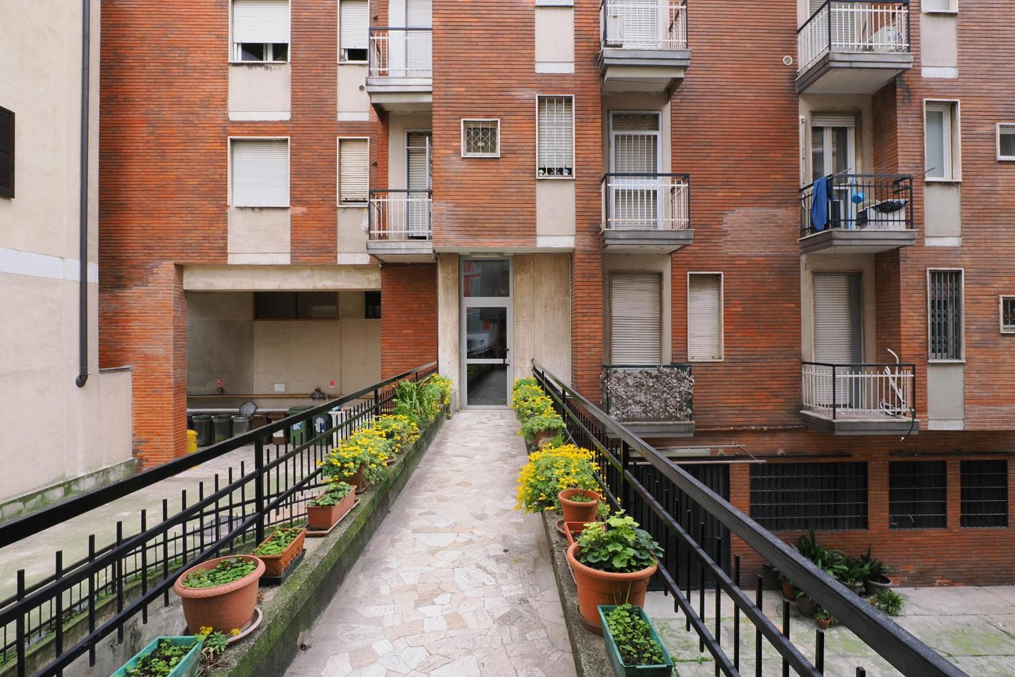 Primopiano - Zumbini B Apartment Милано Екстериор снимка